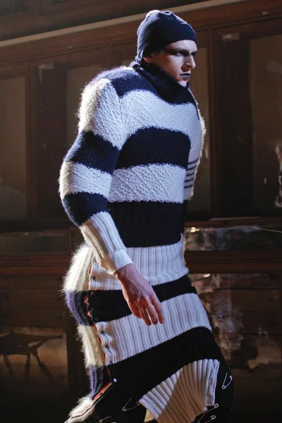 Look 90